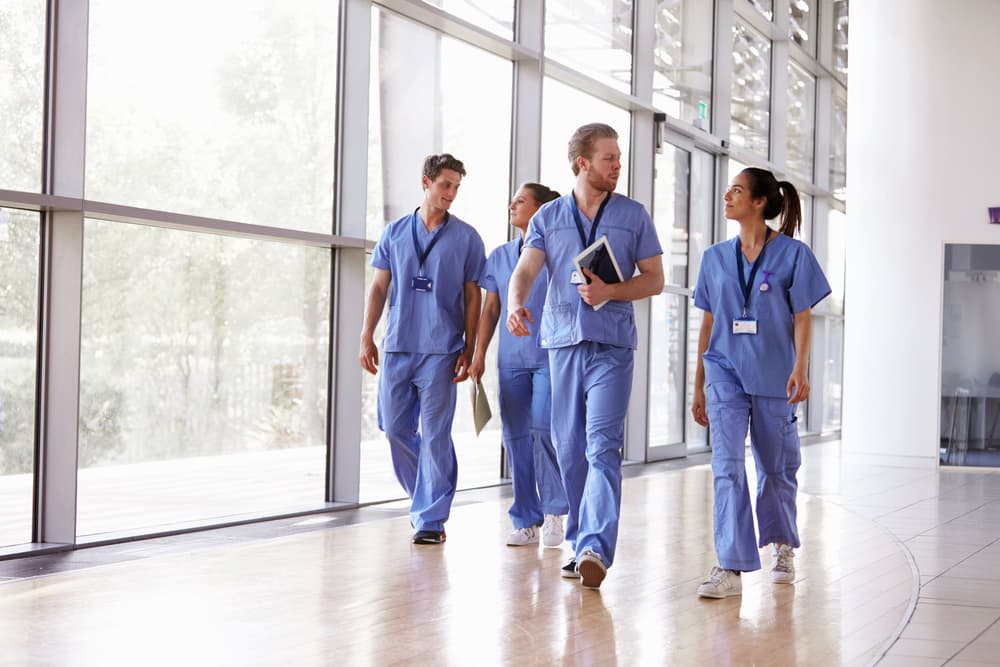 6 Benefits of Working for a Health Care Agency